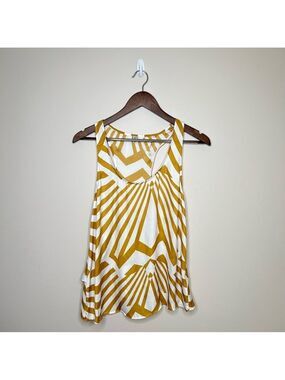 BB Dakota Asymmetrical Geometric Print Sleeveless Blouse Gold & White Small